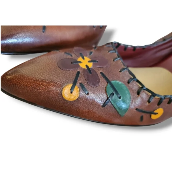 Y2K Vintage PRADA Leather Applique Flower Accent Pumps Heels Size 41 - Picture 6 of 10